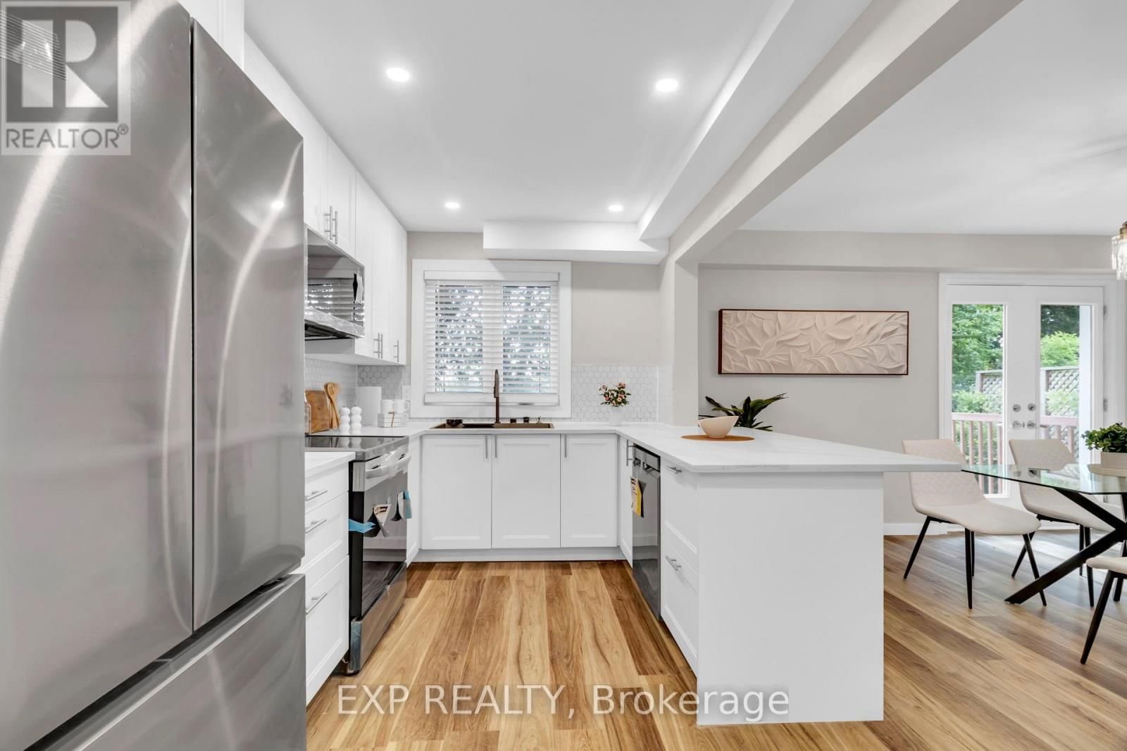 12 BAYSIDE PRIVATE Image 10