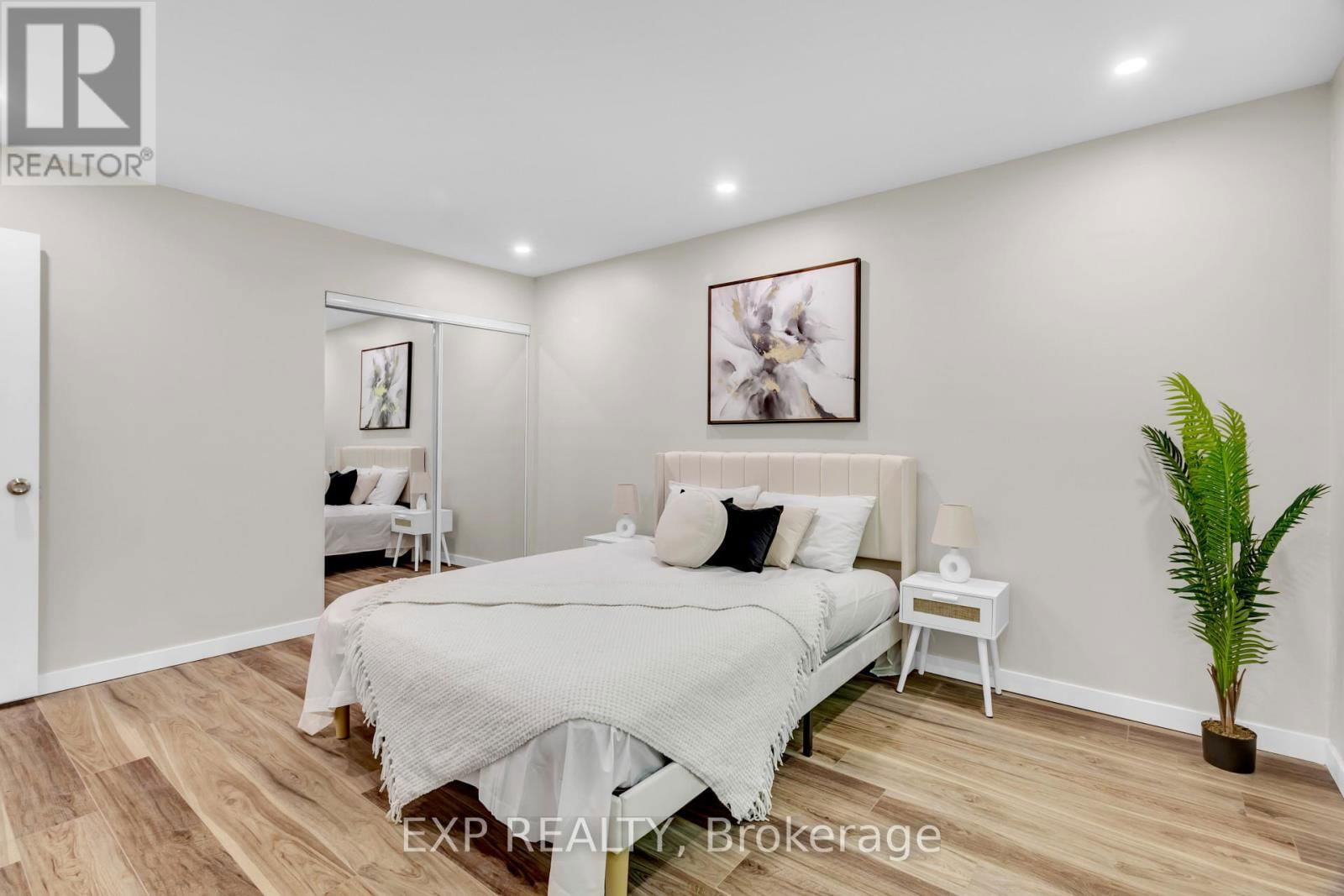 12 BAYSIDE PRIVATE Image 17