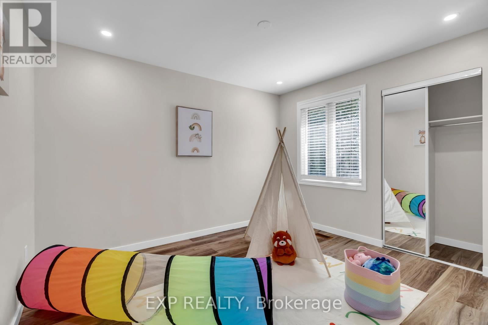 12 BAYSIDE PRIVATE Image 19