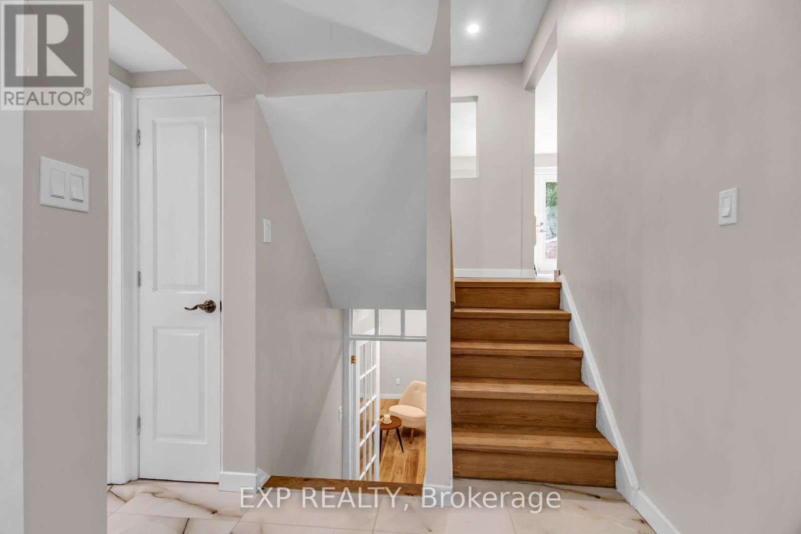 12 BAYSIDE PRIVATE Image 4