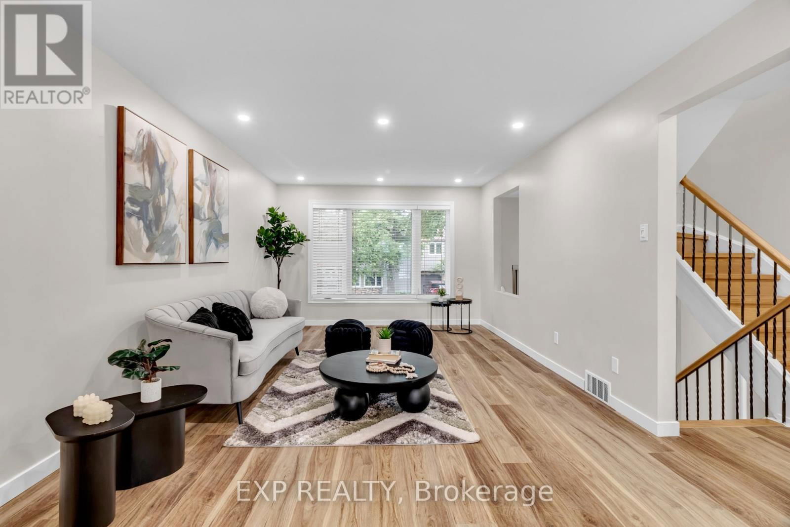 12 BAYSIDE PRIVATE Image 7
