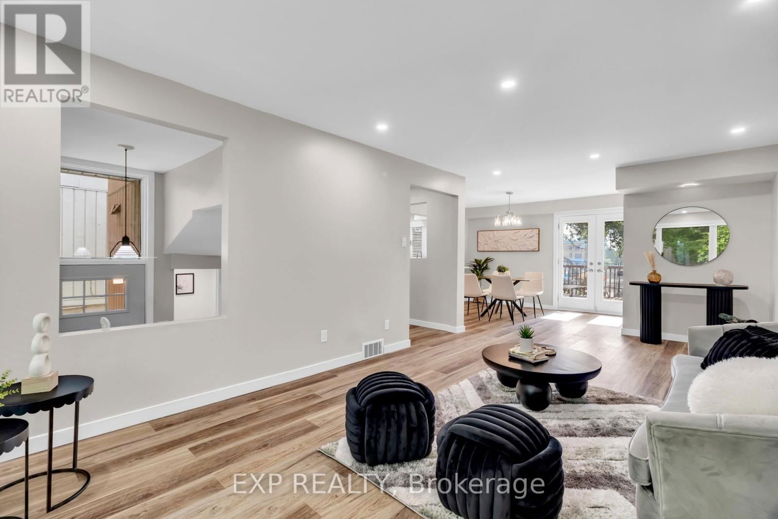 12 BAYSIDE PRIVATE Image 9