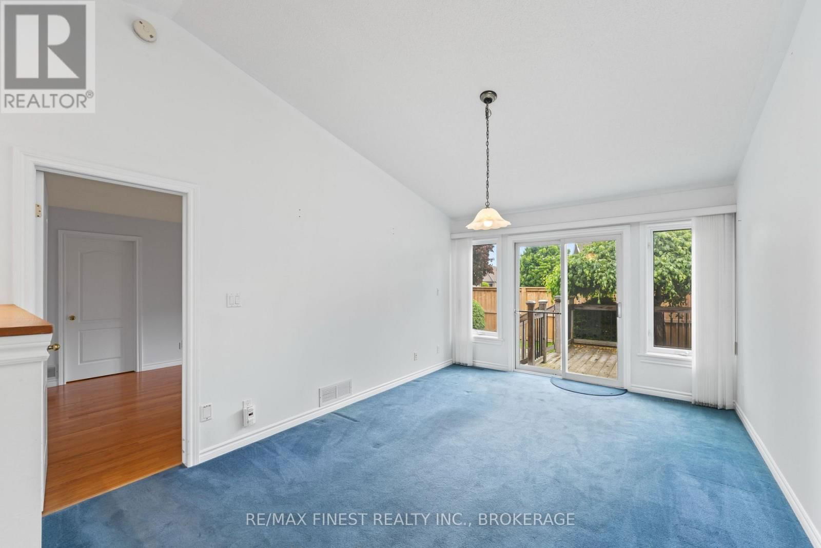 715 MILLWOOD DRIVE Image 24
