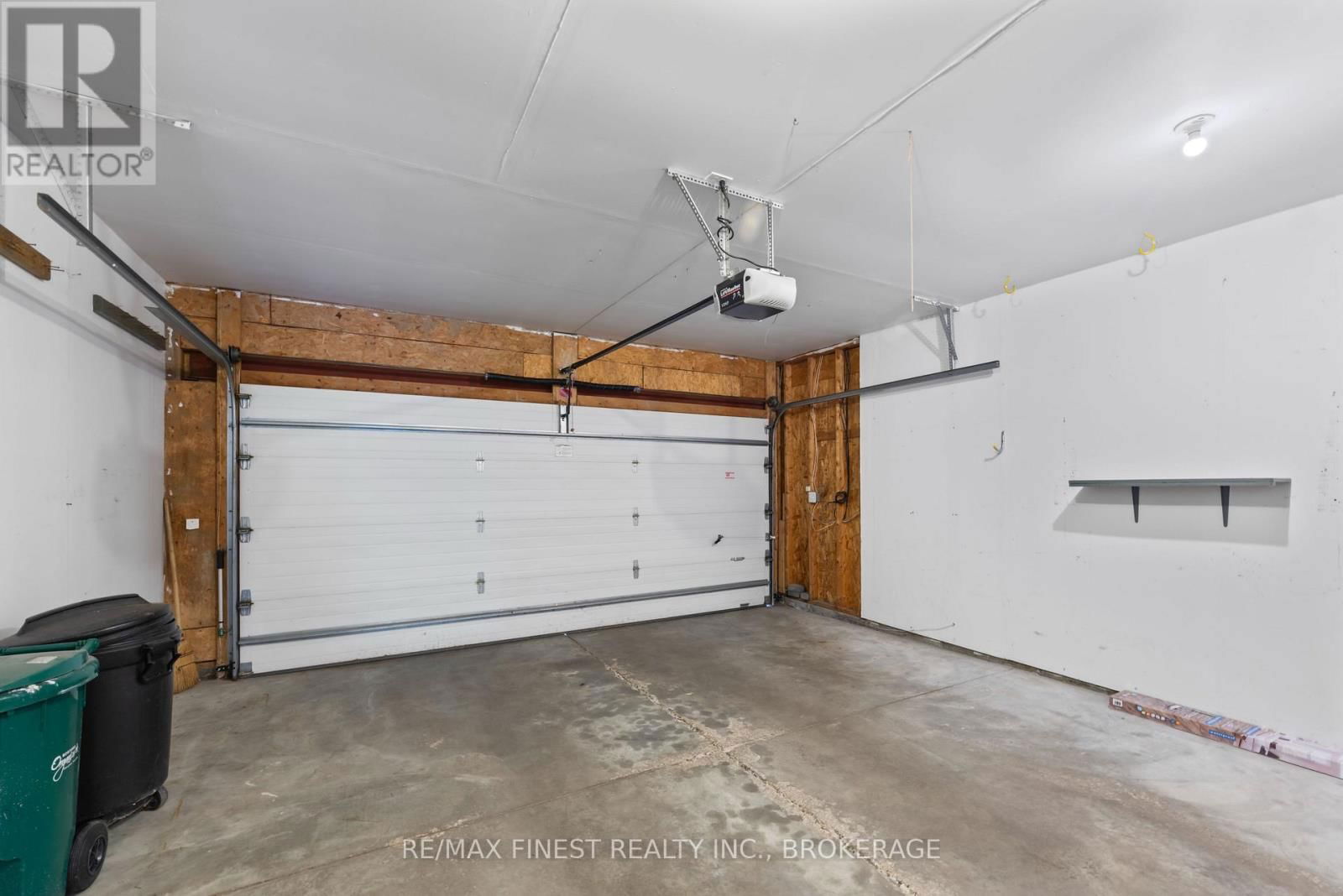 715 MILLWOOD DRIVE Image 36