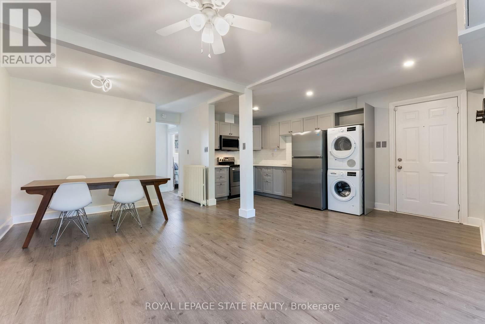 3 - 154 JAMES STREET SOUTH Image 4