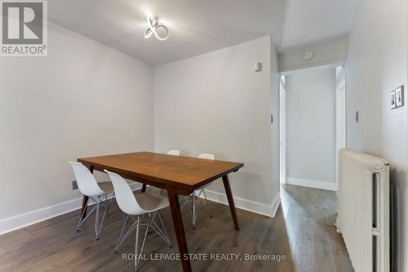3 - 154 JAMES STREET SOUTH Image 7