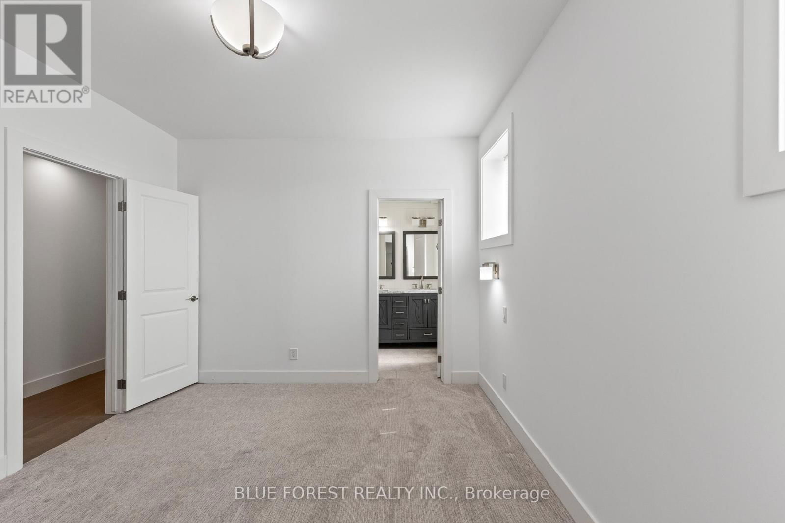 22676 THAMES ROAD Image 15