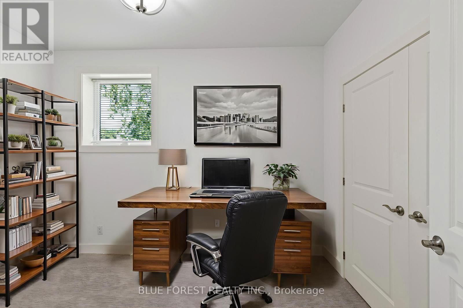 22676 THAMES ROAD Image 21