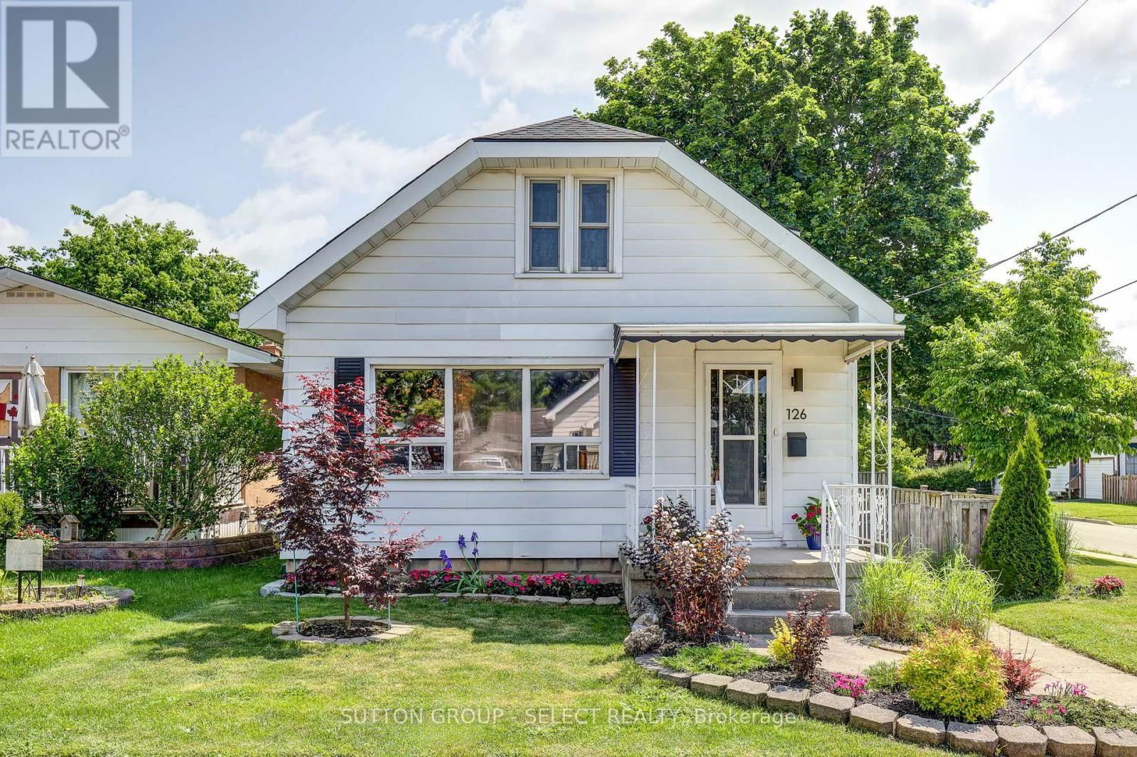 126 BRISBIN STREET Image 1