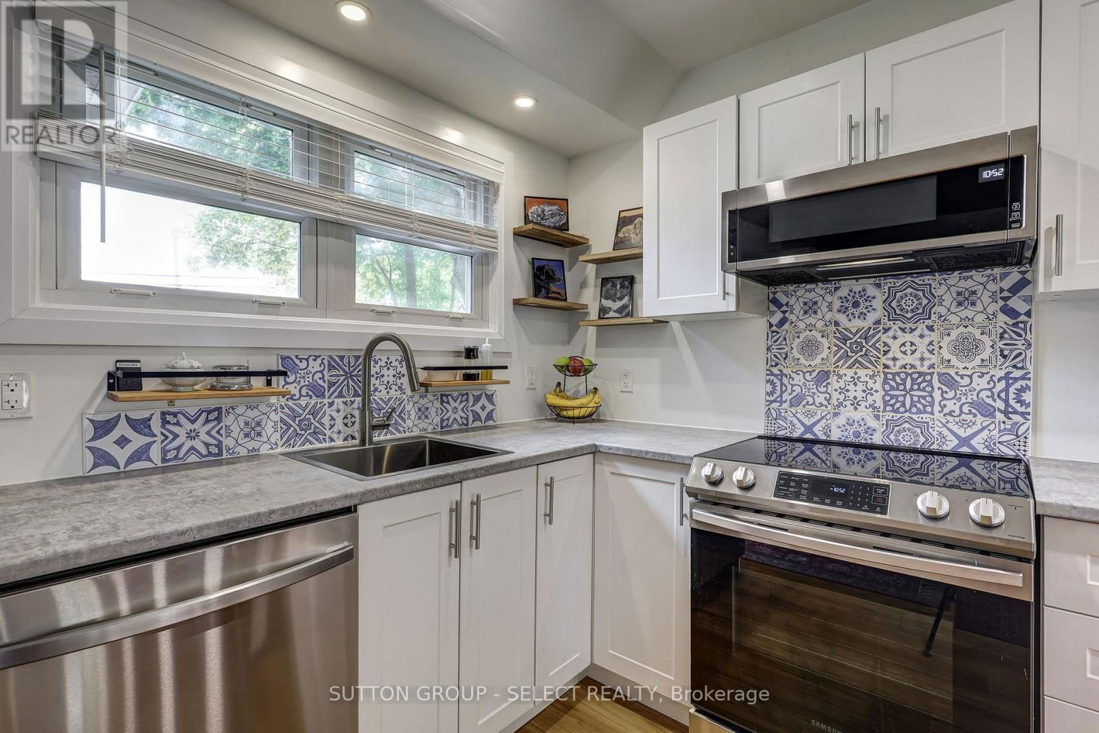 126 BRISBIN STREET Image 18