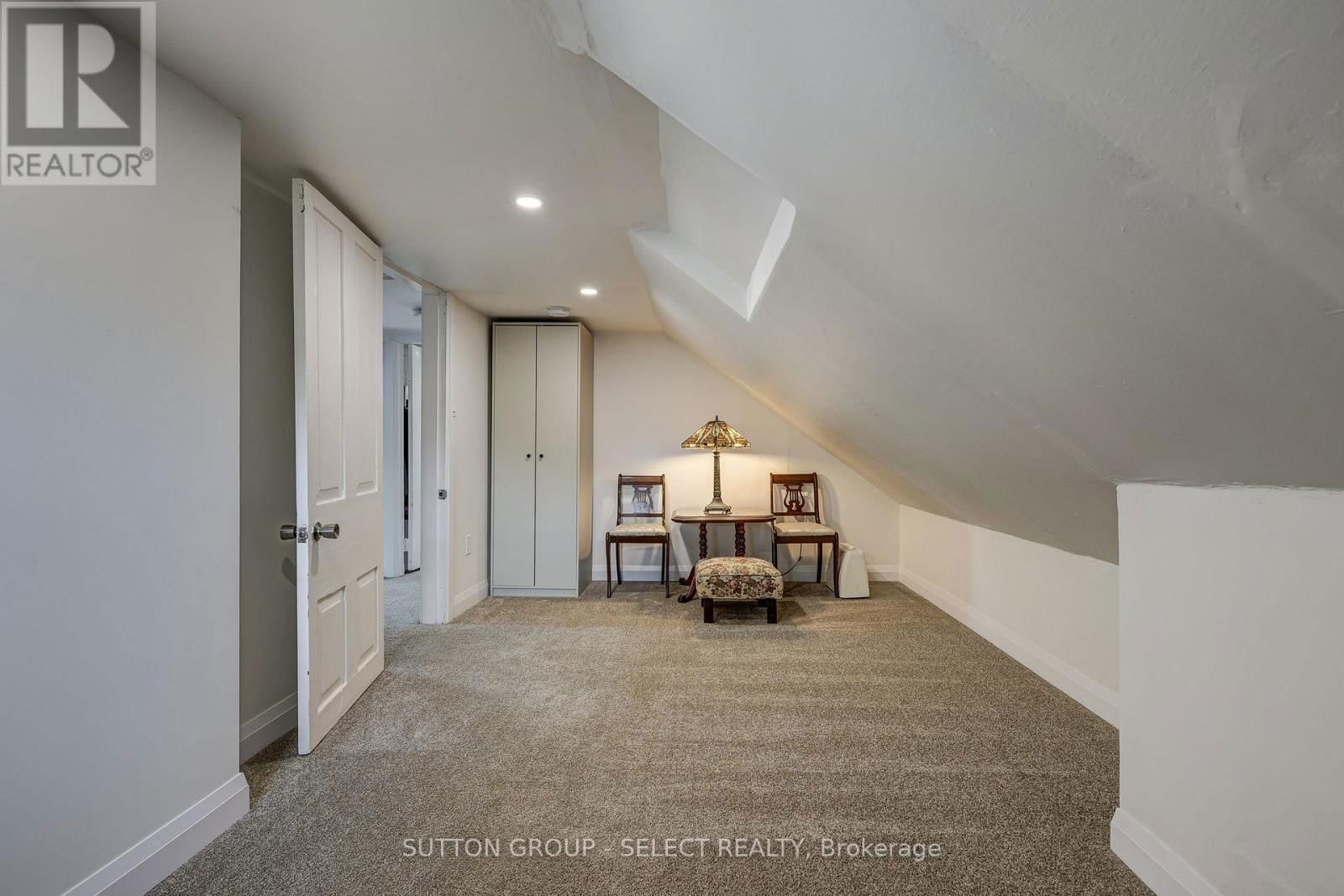 126 BRISBIN STREET Image 29