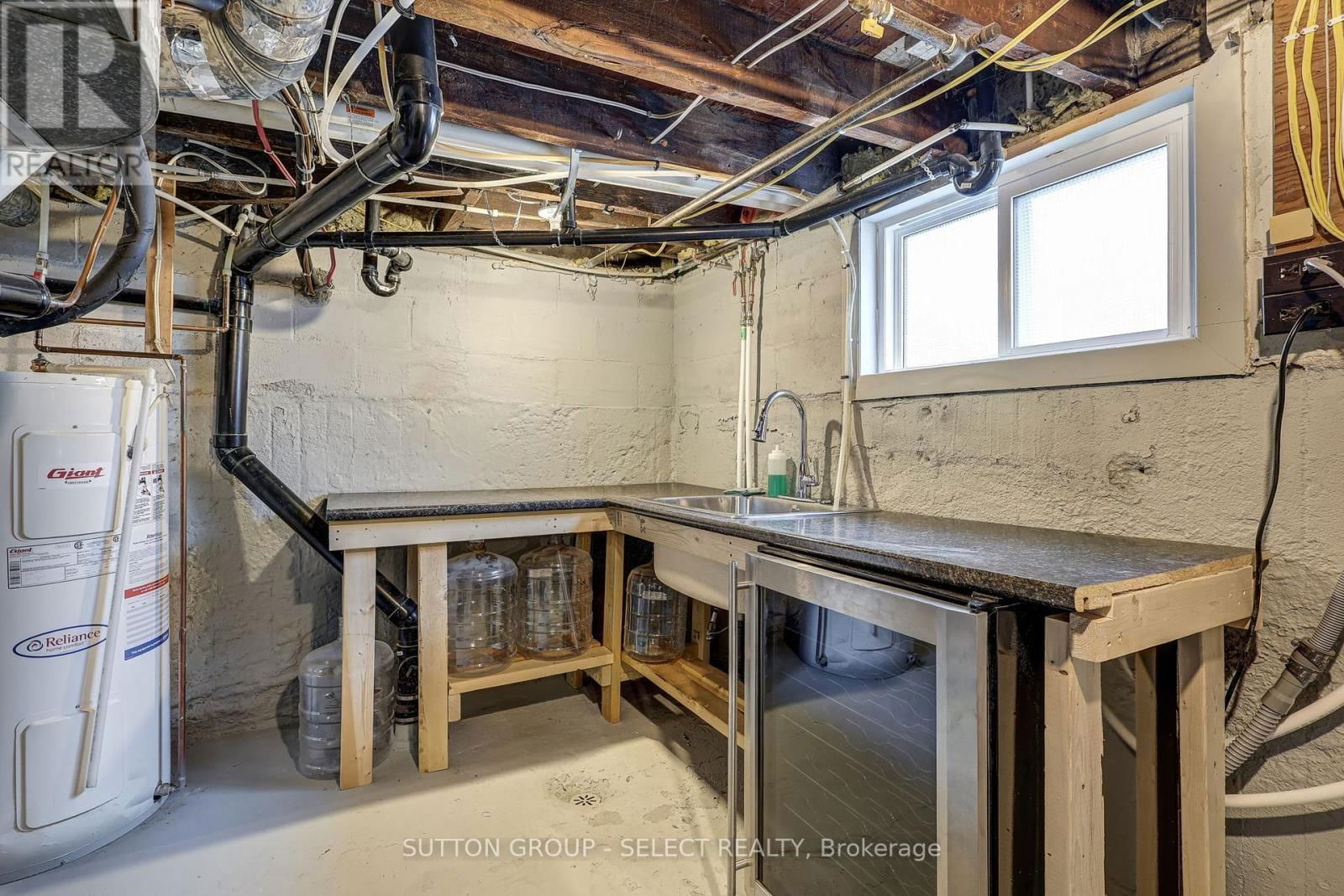 126 BRISBIN STREET Image 31