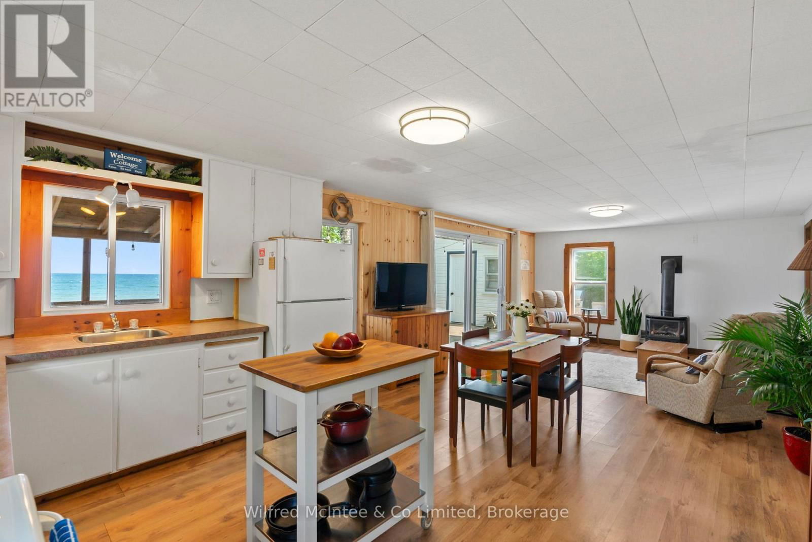 415 BRUCE ROAD 13 Image 11