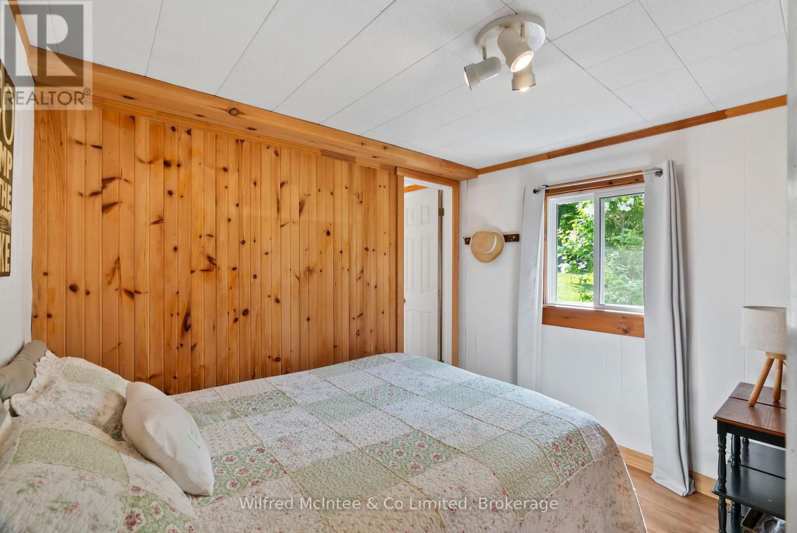 415 BRUCE ROAD 13 Image 18