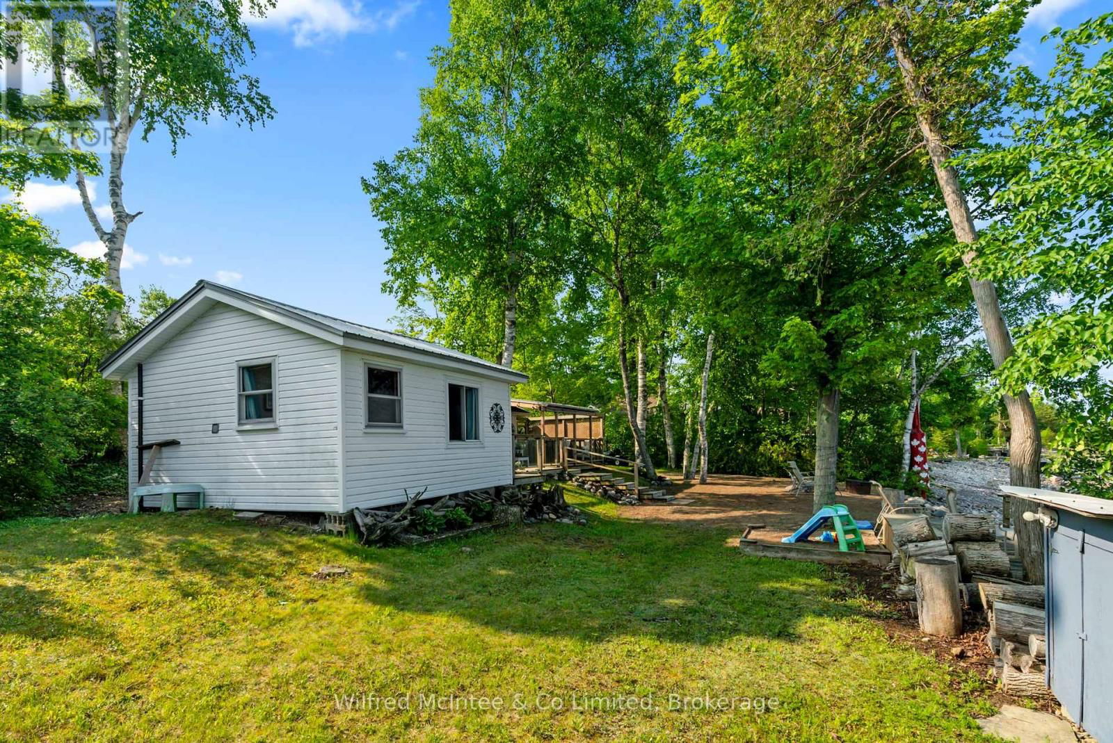 415 BRUCE ROAD 13 Image 40