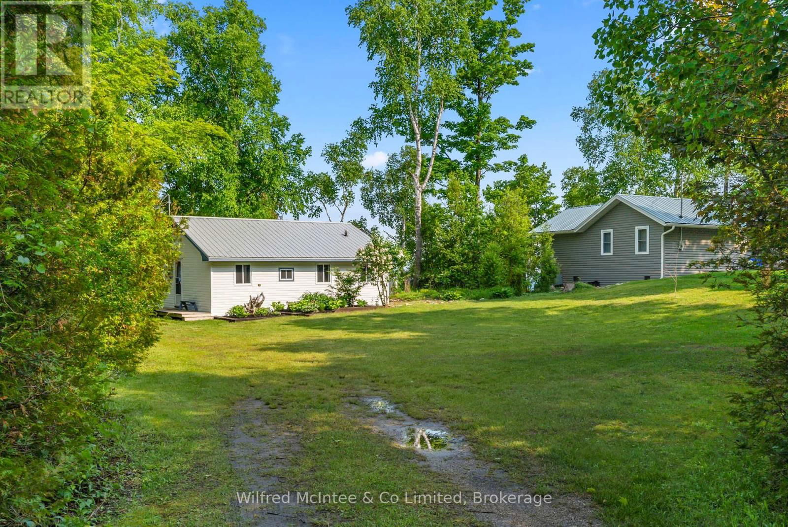 415 BRUCE ROAD 13 Image 7