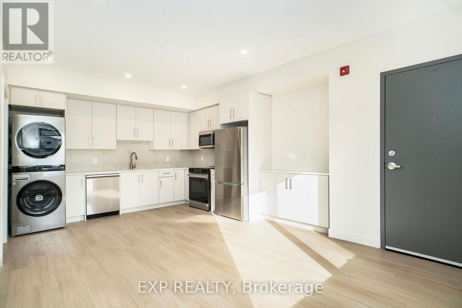 Unit # 4 - 158 LAVAL STREET NORTH Image 7