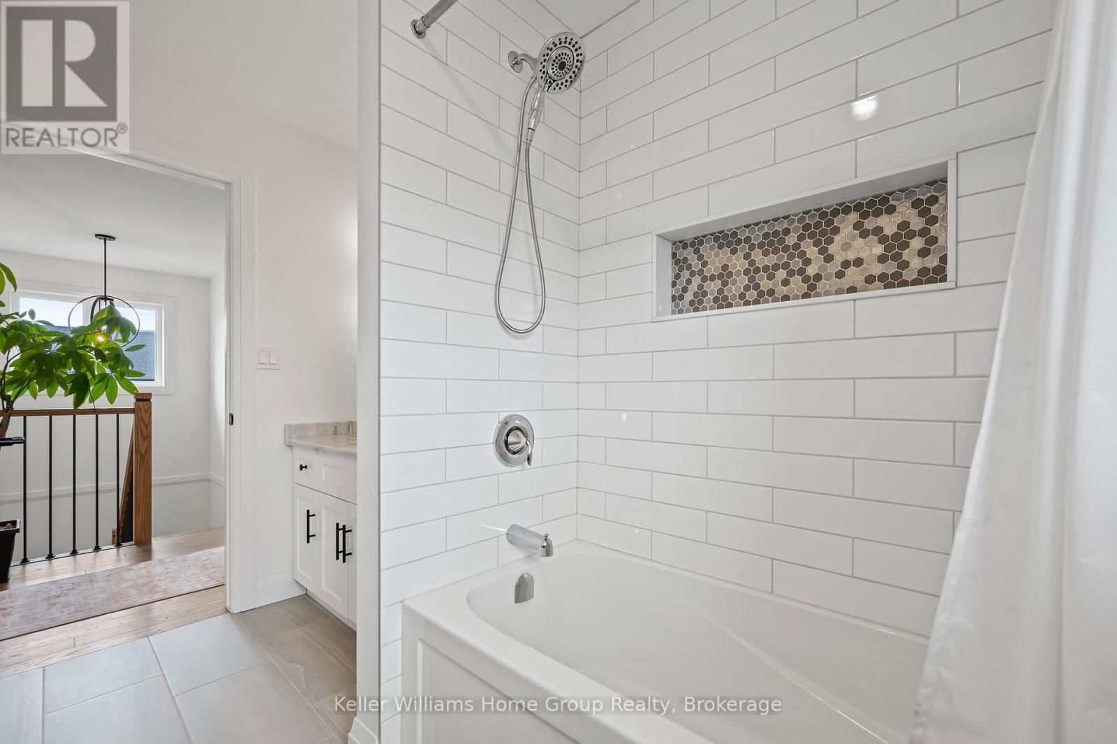 58 REA DRIVE Image 31
