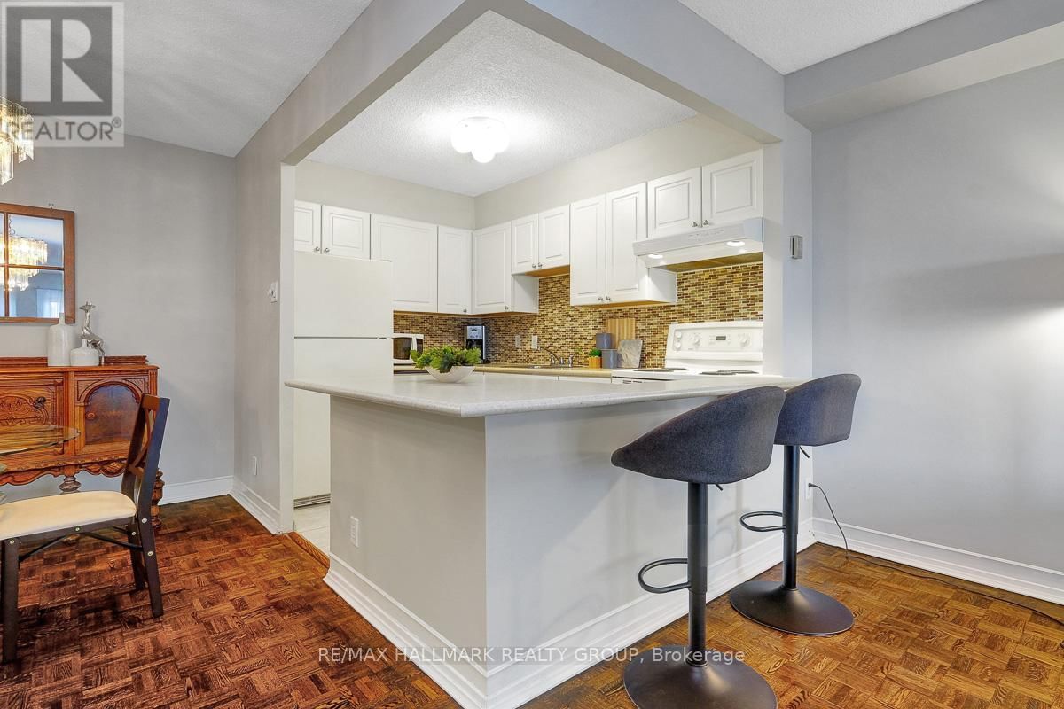 1005 - 158A MCARTHUR AVENUE Image 14