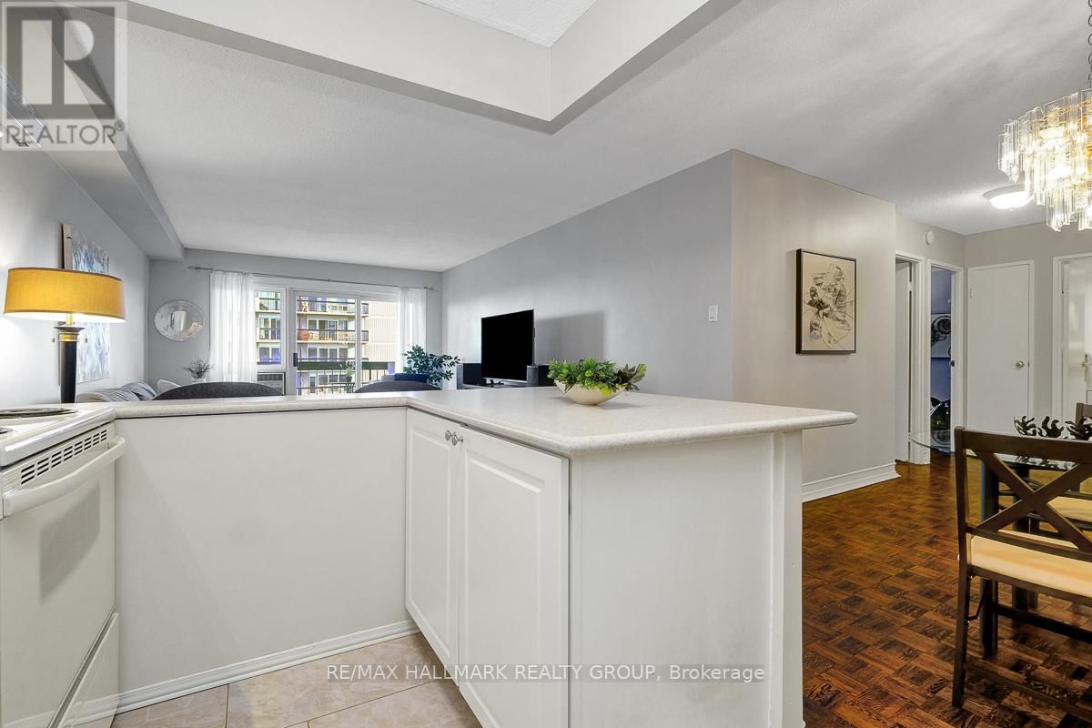 1005 - 158A MCARTHUR AVENUE Image 18