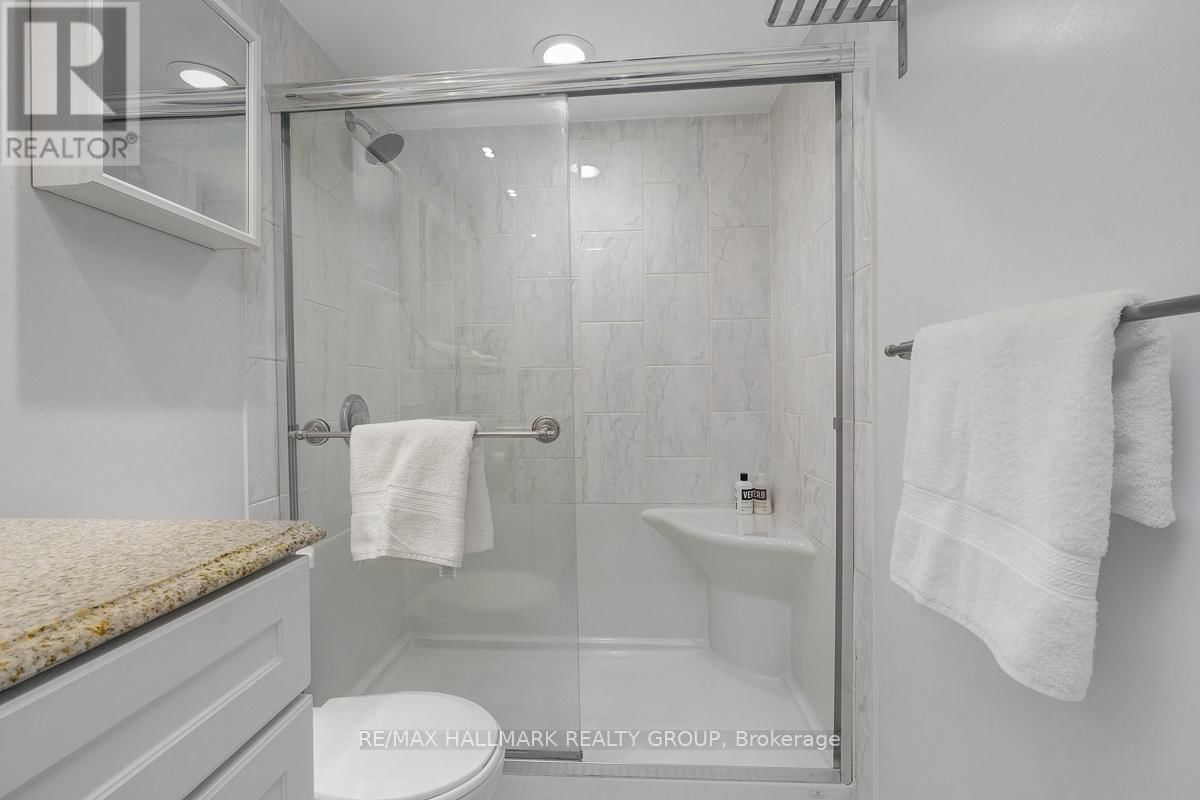 1005 - 158A MCARTHUR AVENUE Image 23