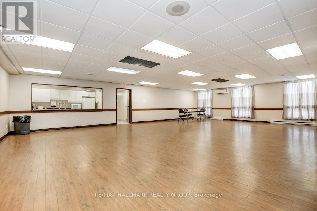 1005 - 158A MCARTHUR AVENUE Image 38