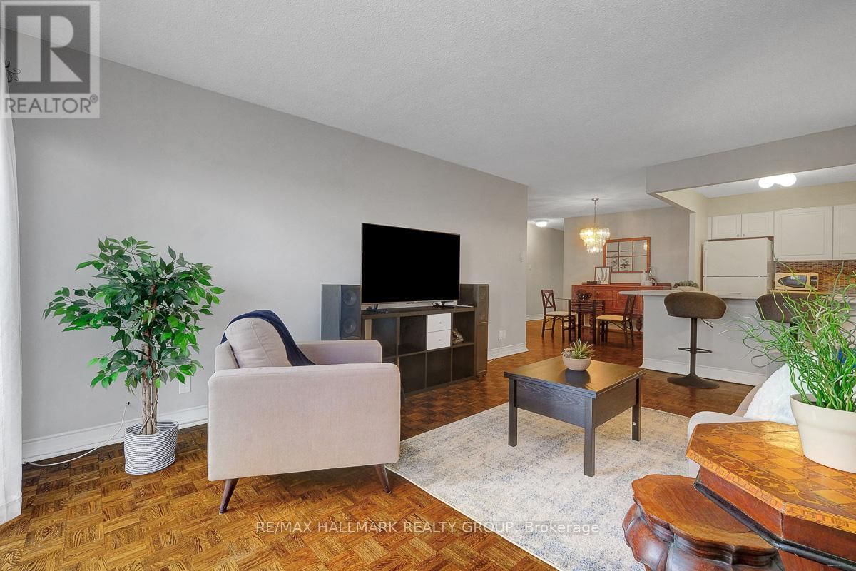 1005 - 158A MCARTHUR AVENUE Image 8
