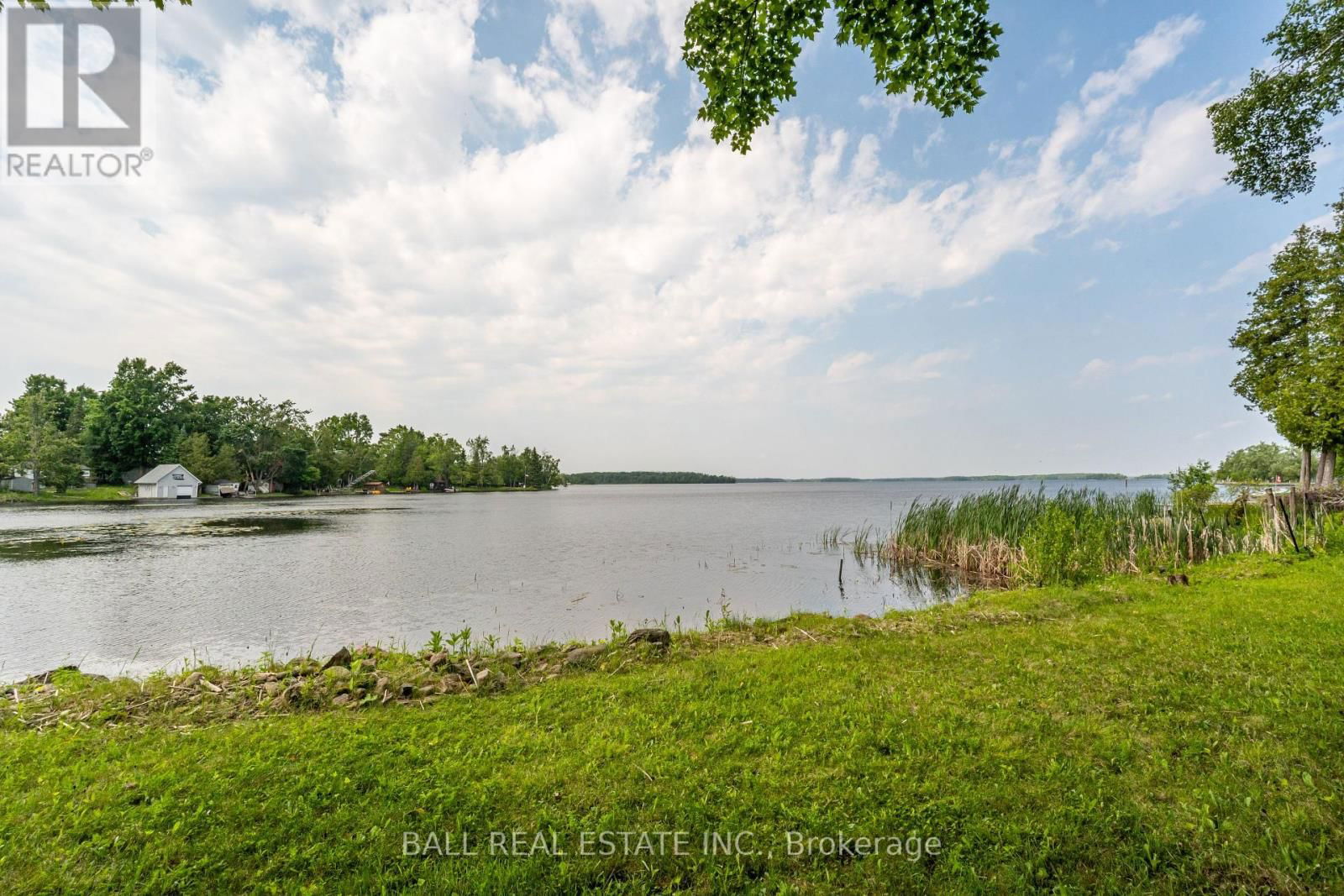 662 ROBEL DRIVE Image 21