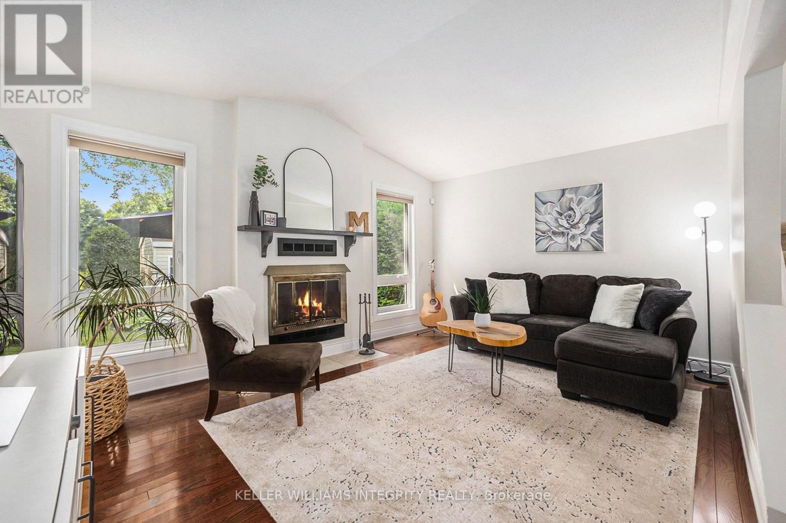 6 BARRA AVENUE Image 12