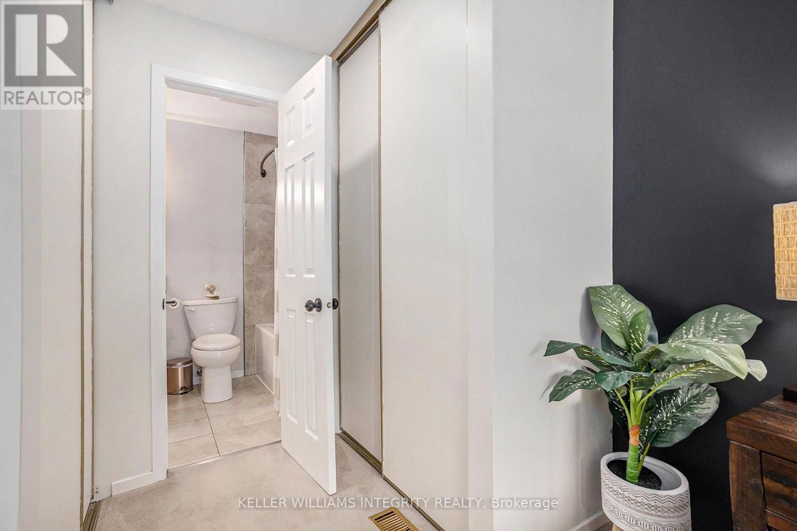 6 BARRA AVENUE Image 20