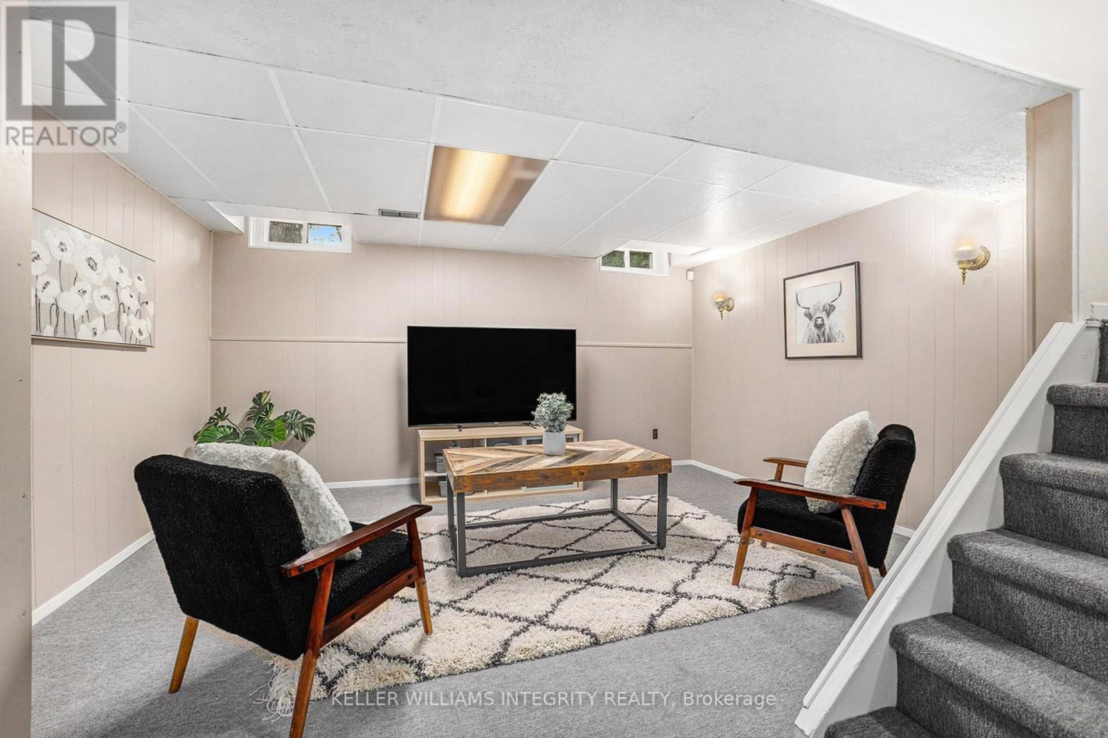 6 BARRA AVENUE Image 24