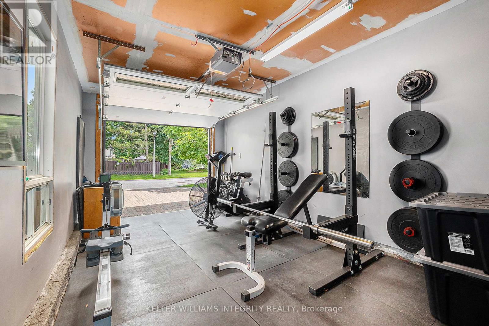 6 BARRA AVENUE Image 26