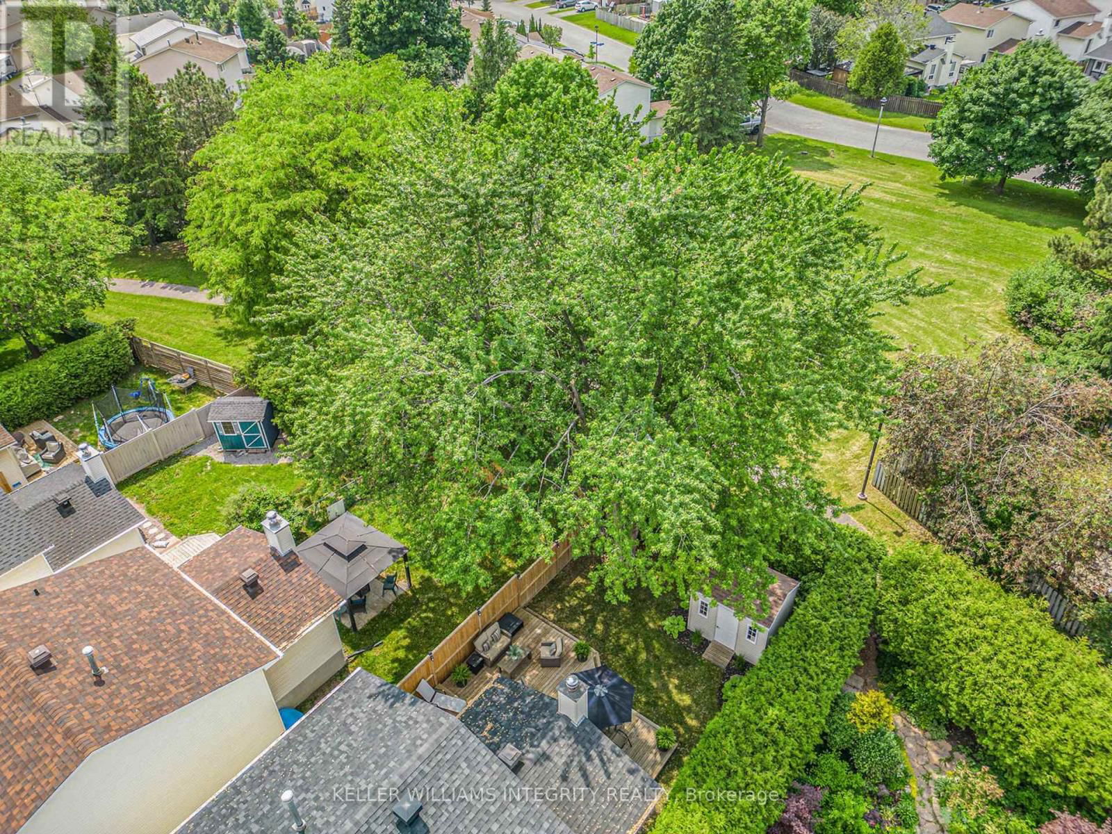 6 BARRA AVENUE Image 32
