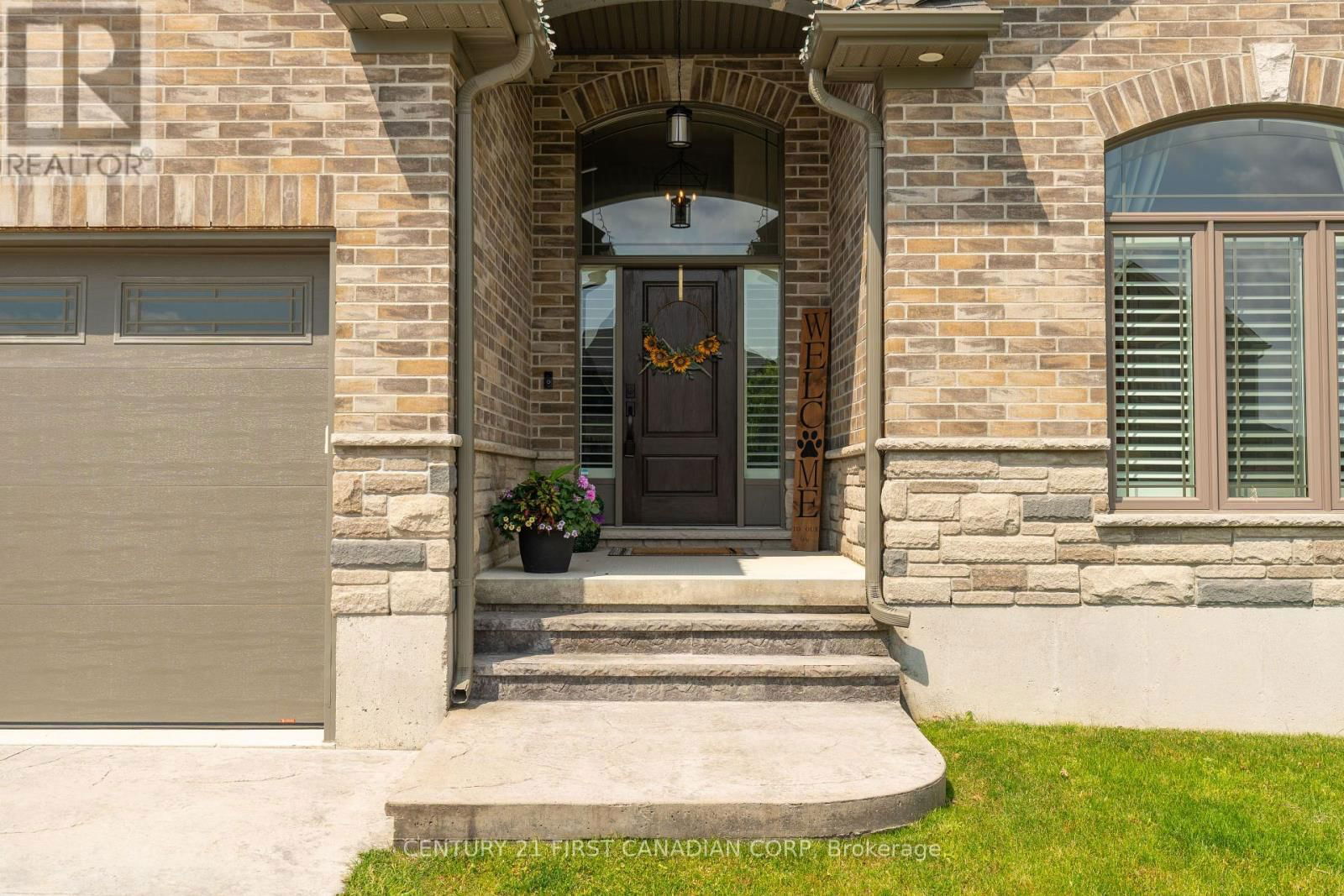 3 HARDY COURT Image 5