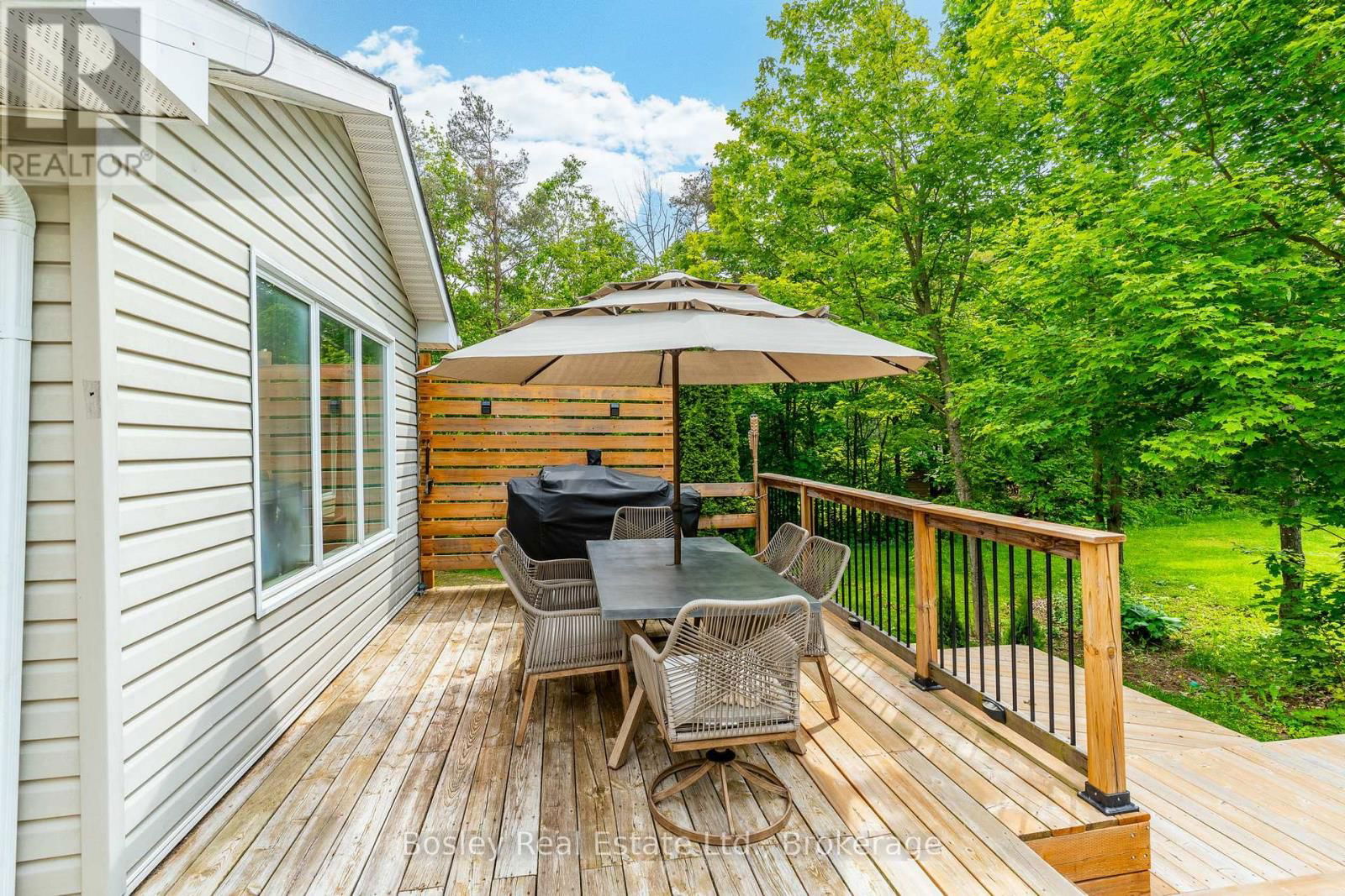 136 MAPLE LANE Image 19
