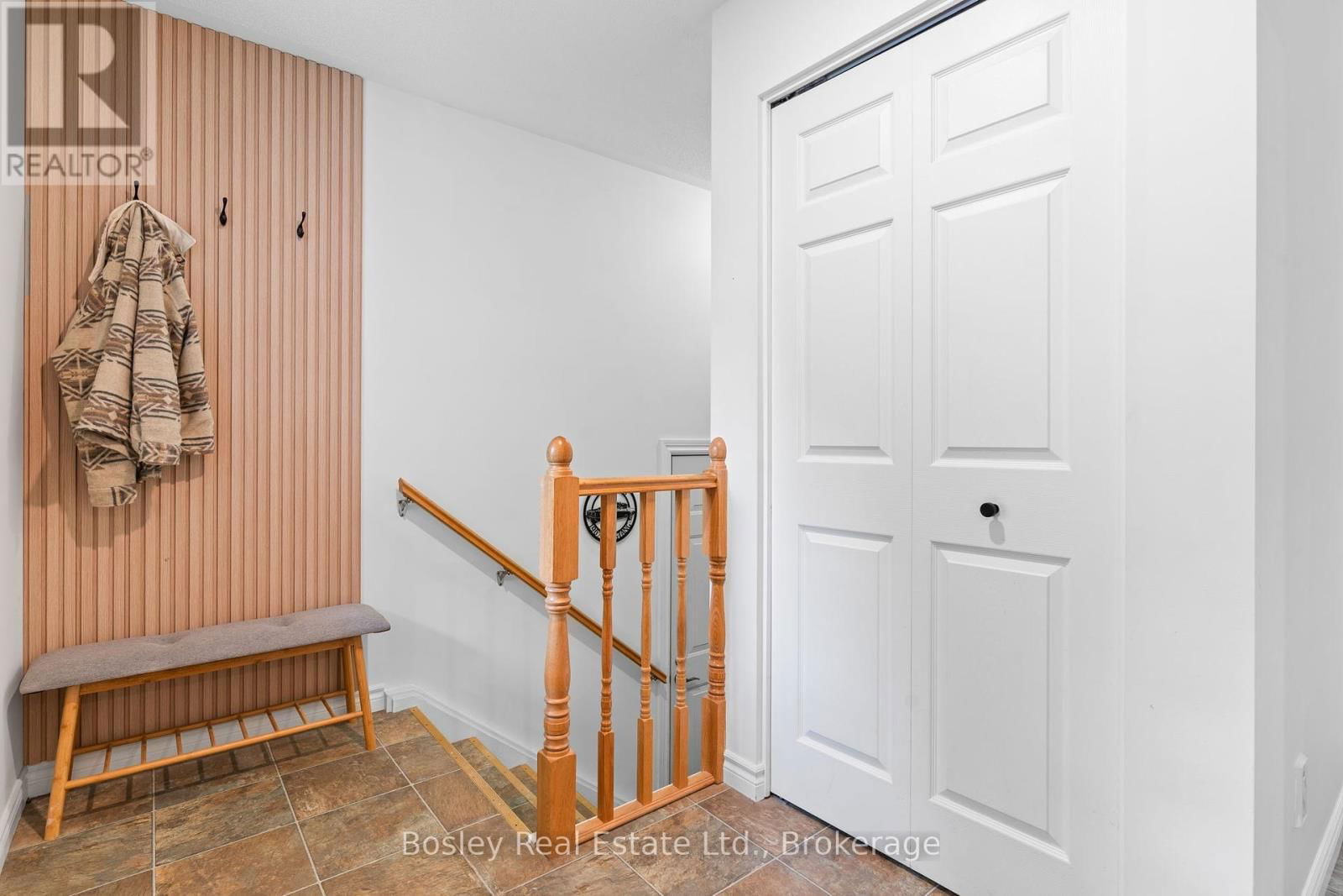 136 MAPLE LANE Image 28