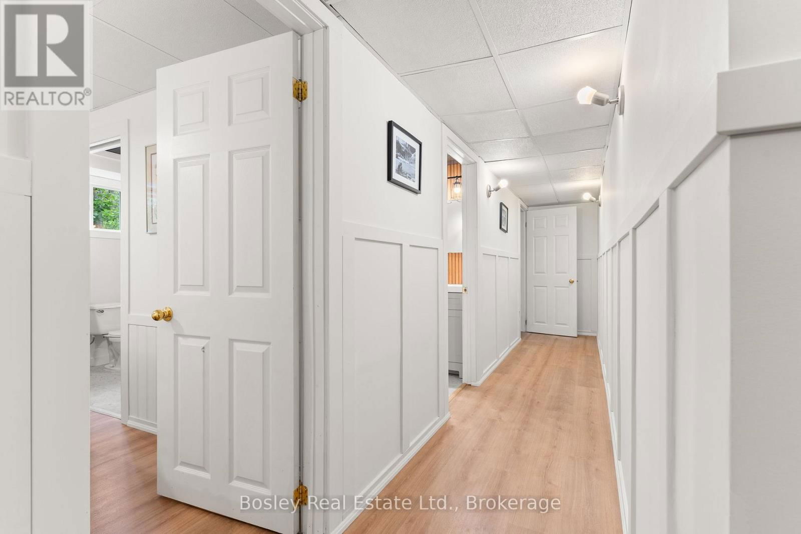 136 MAPLE LANE Image 34