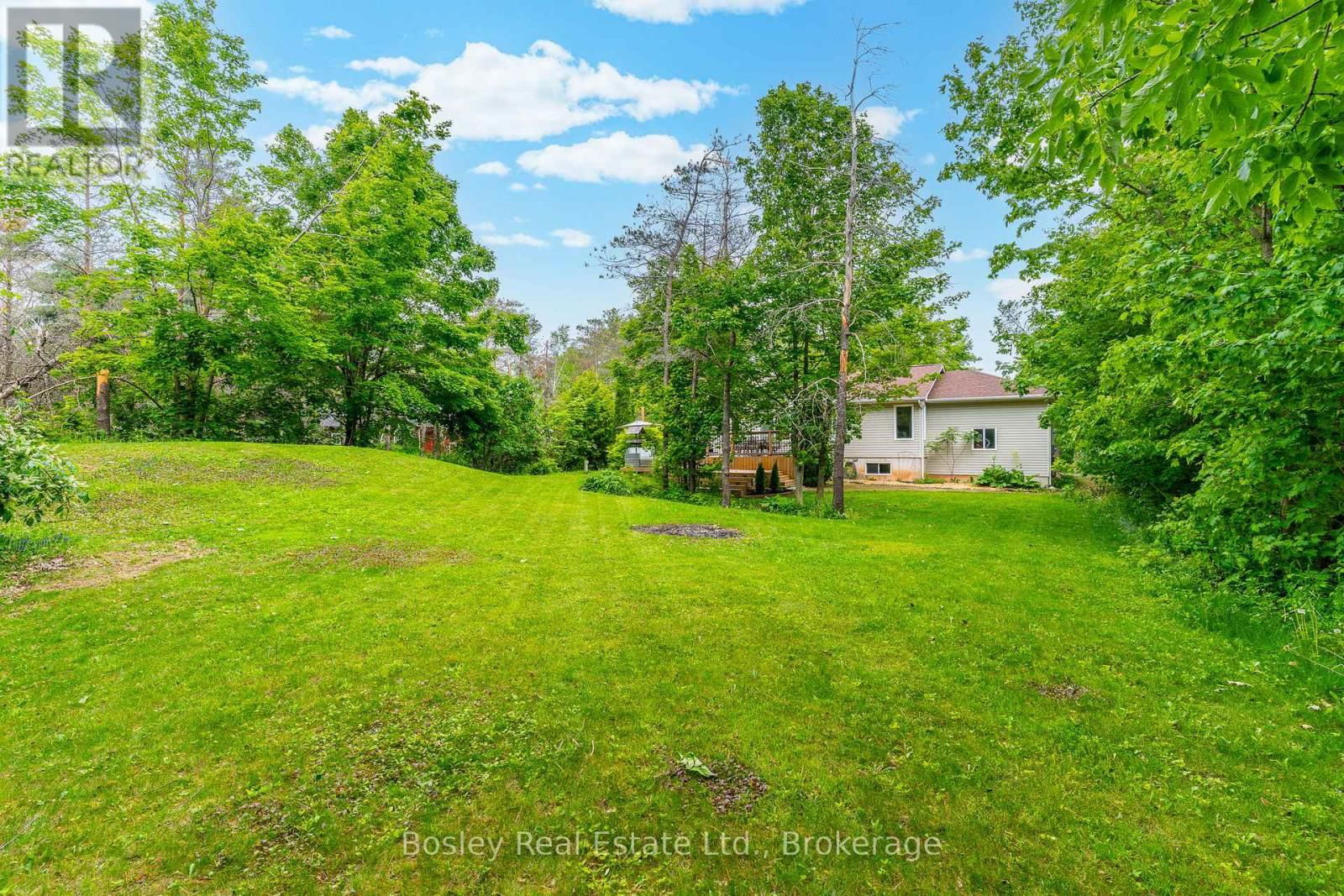 136 MAPLE LANE Image 39