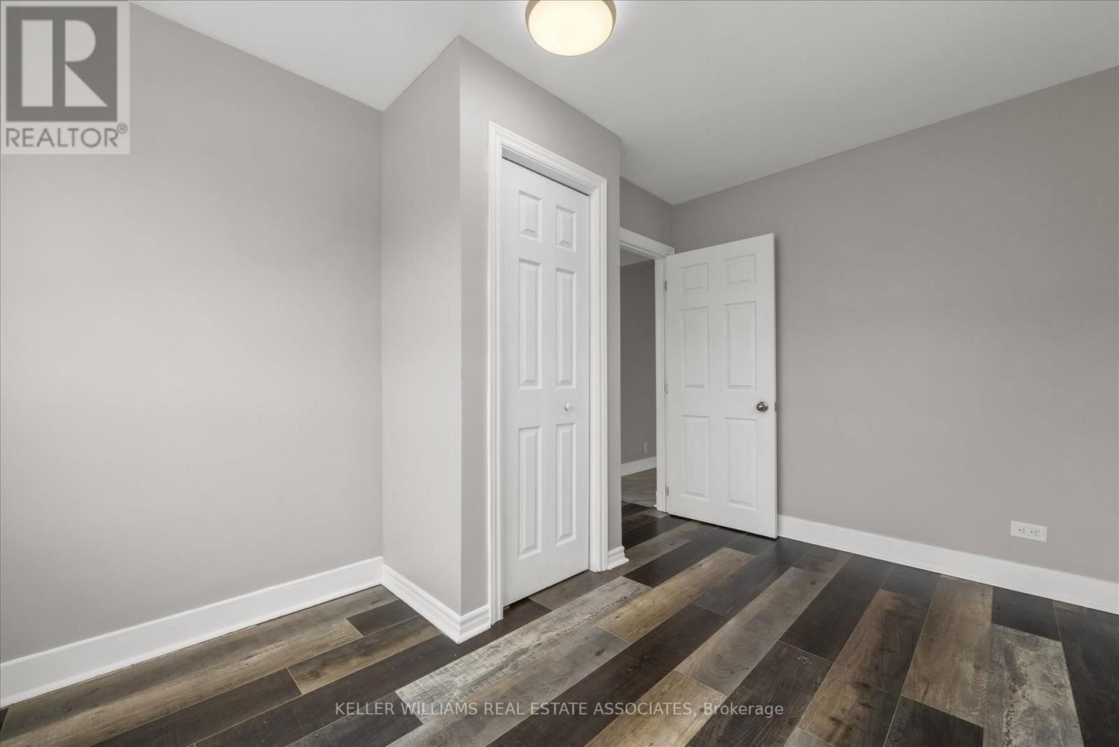 180 PINE STREET SOUTH Image 12