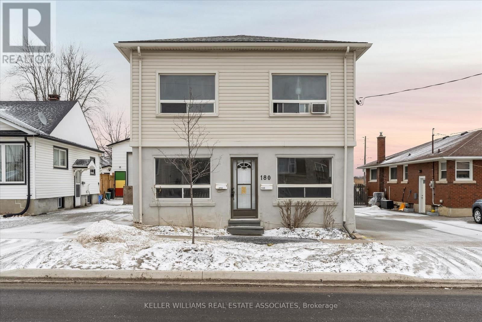 180 PINE STREET SOUTH Image 2