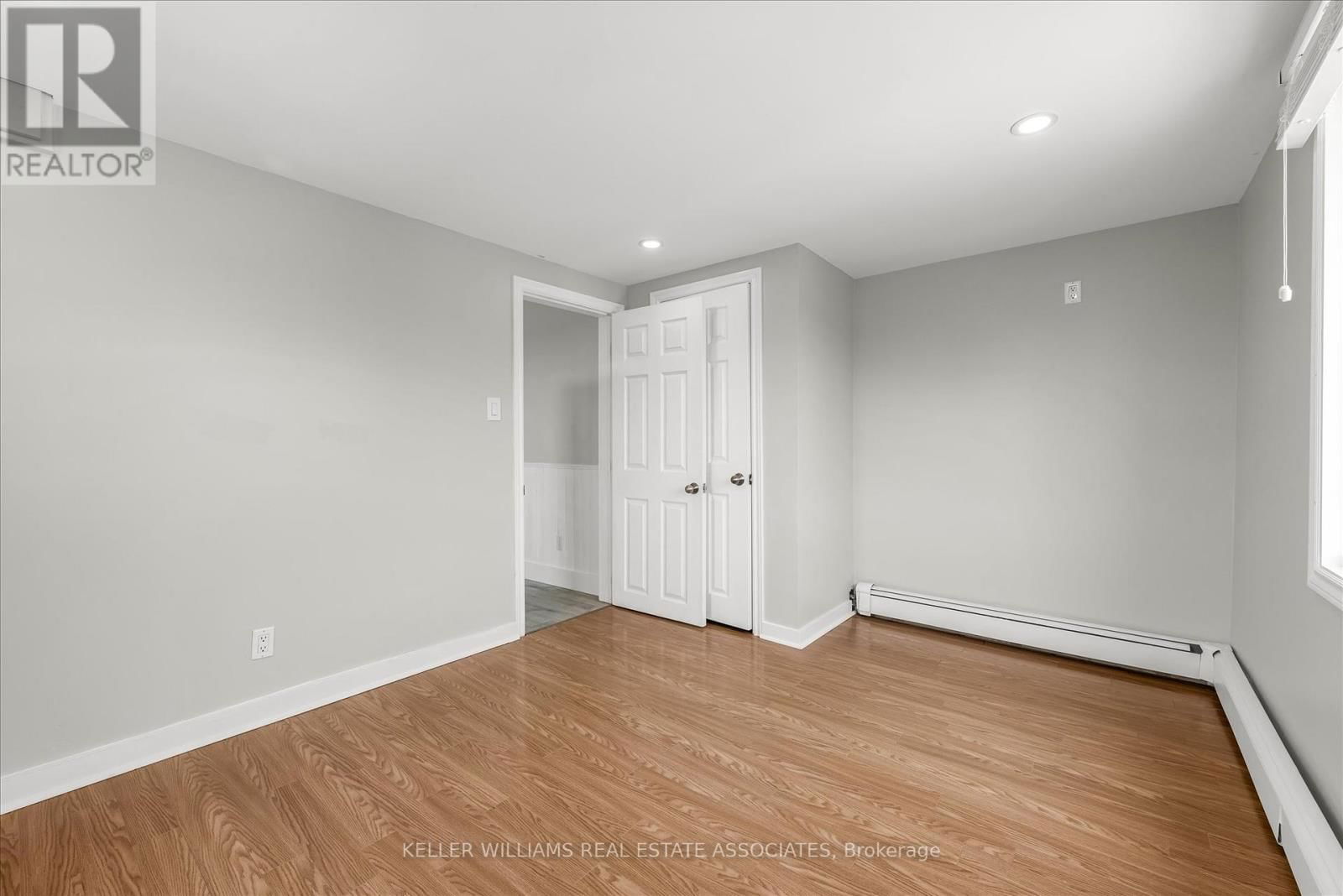 180 PINE STREET SOUTH Image 27