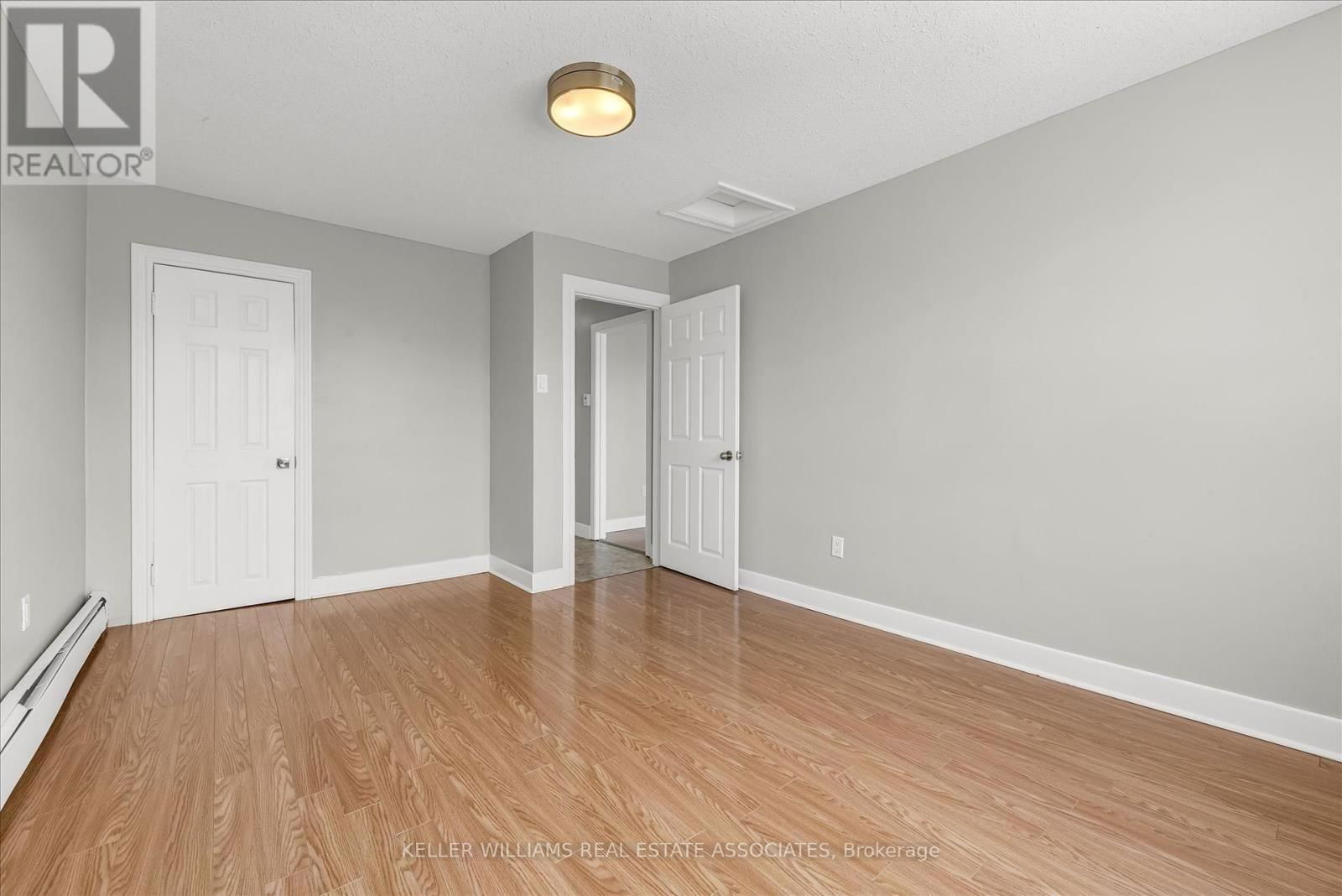 180 PINE STREET SOUTH Image 31