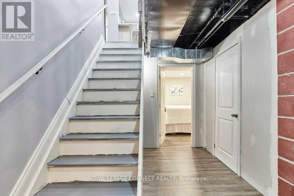 19 COVERDALE AVENUE Image 34