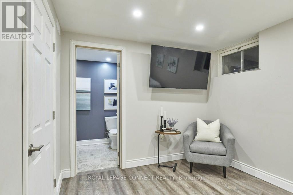 19 COVERDALE AVENUE Image 36