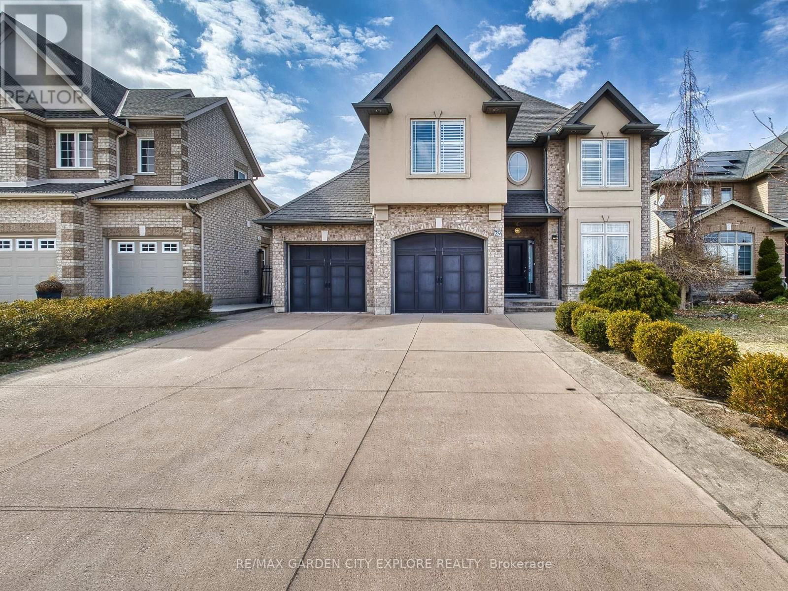 29 AGINCOURT CRESCENT Image 1
