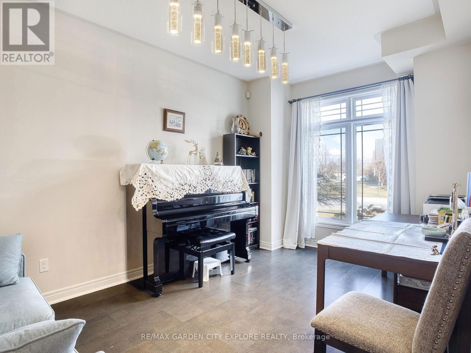 29 AGINCOURT CRESCENT Image 13