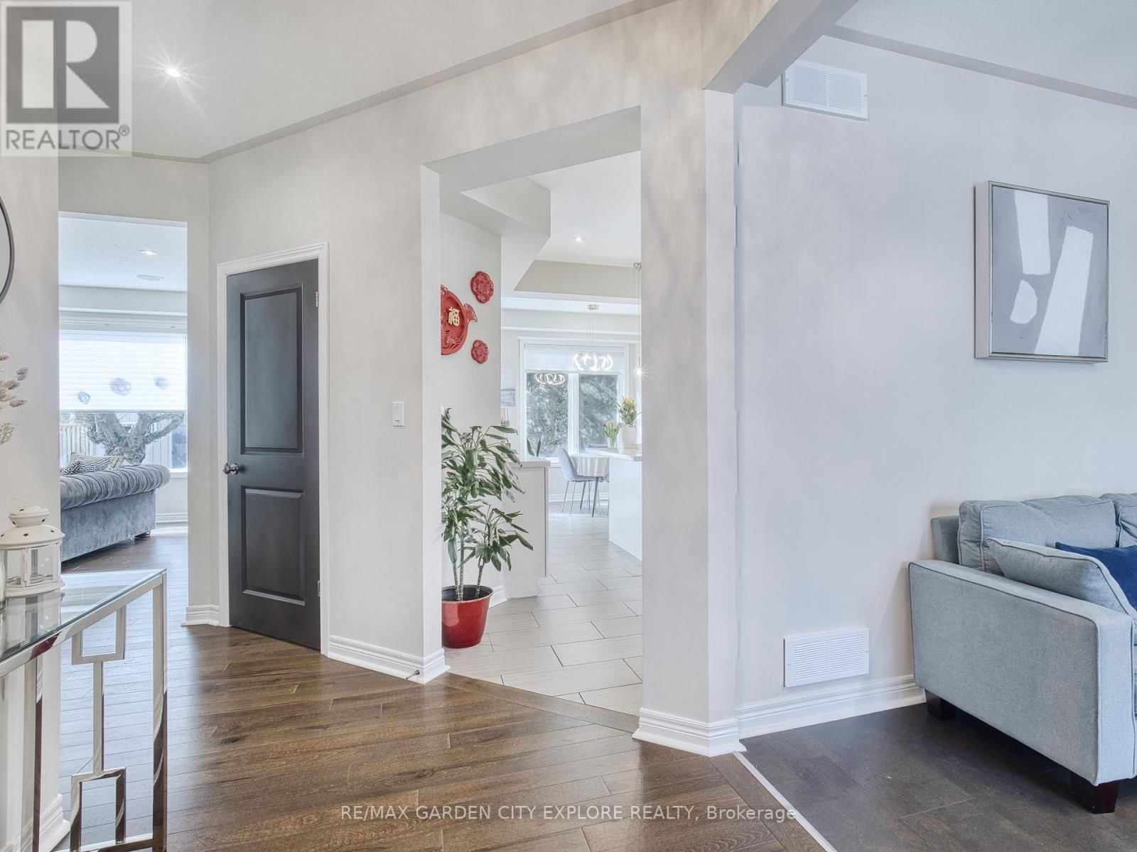 29 AGINCOURT CRESCENT Image 5