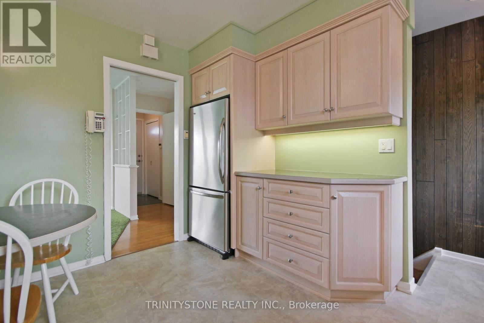 18 CHARING ROAD Image 14