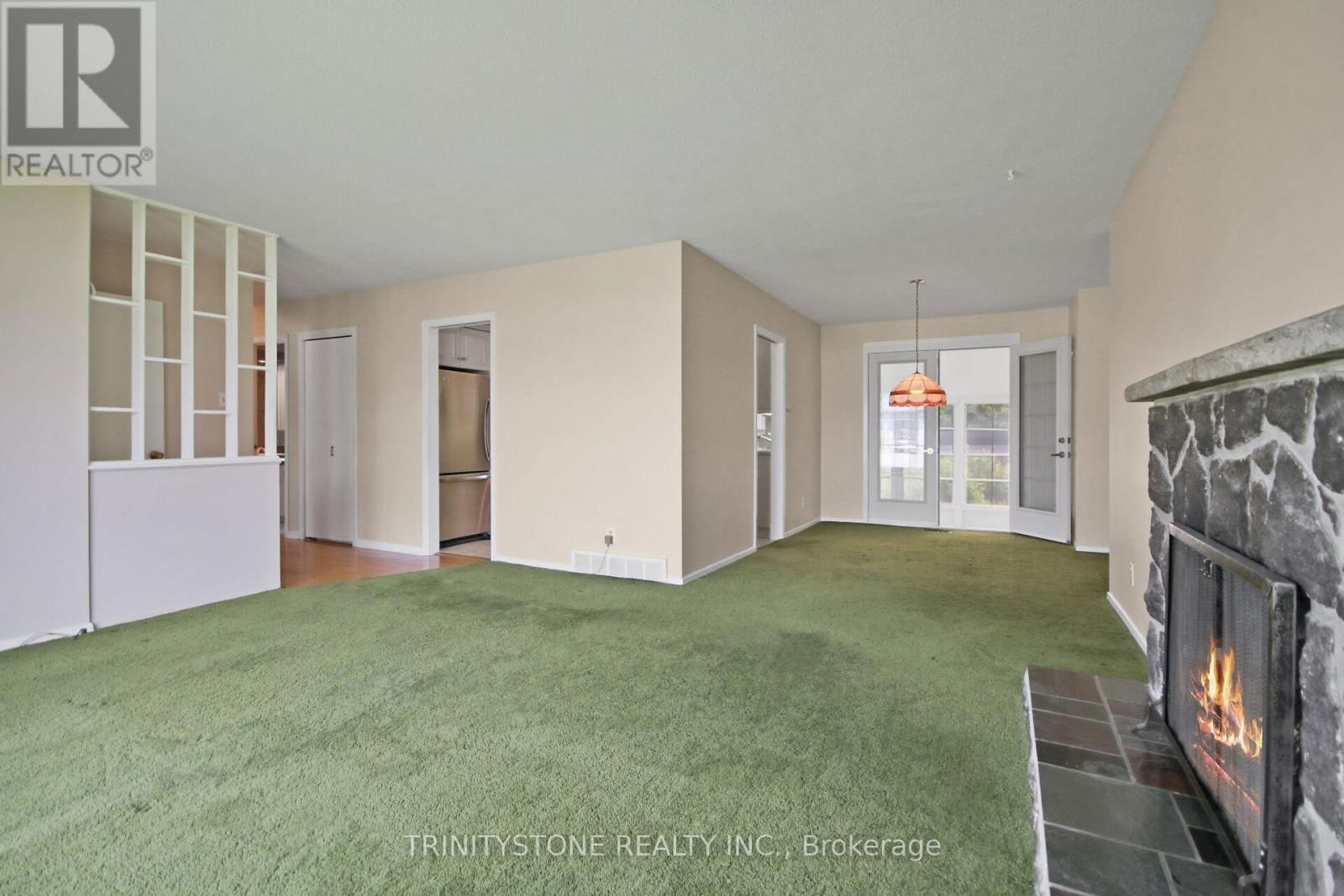 18 CHARING ROAD Image 9