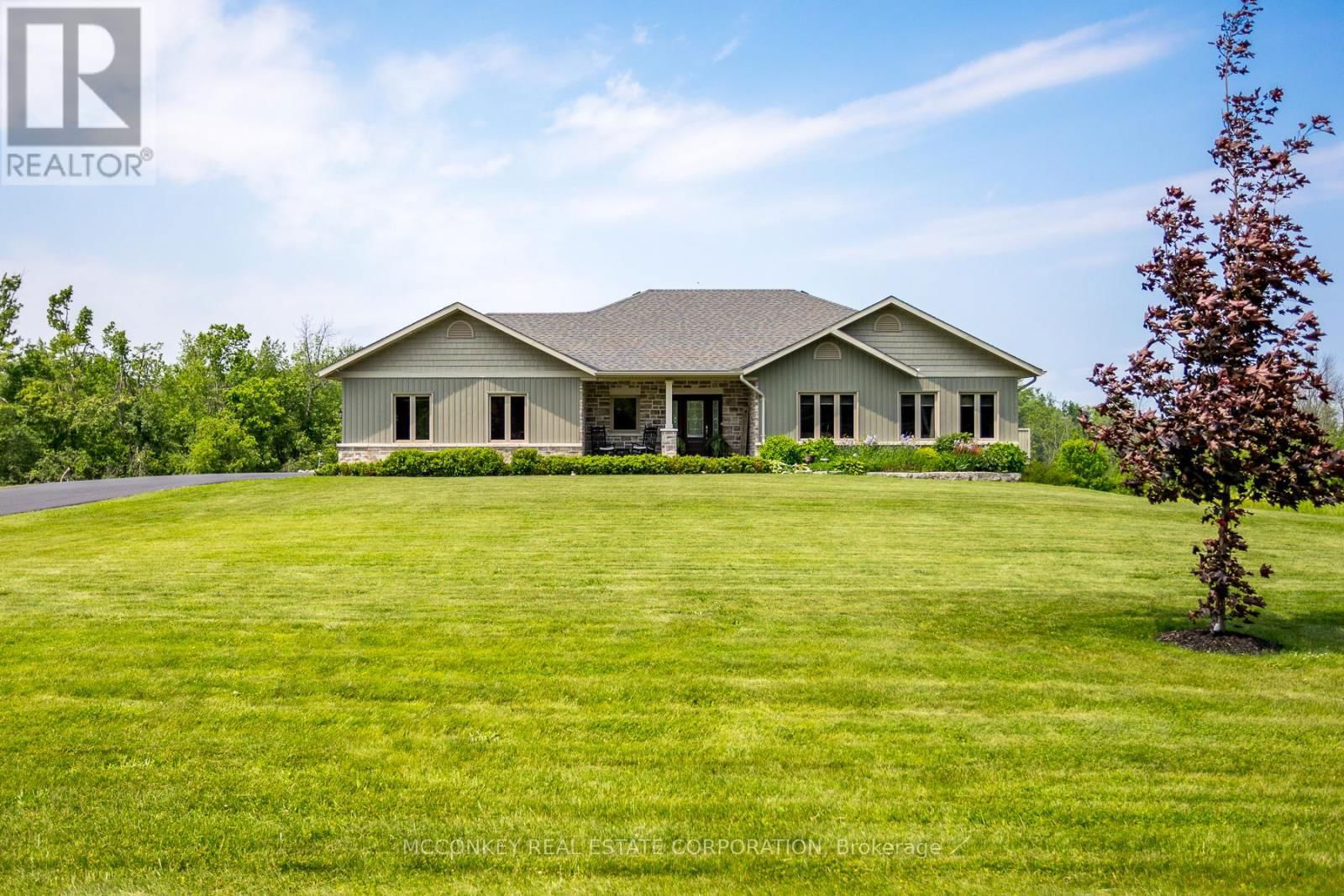 124 ALMEARA DRIVE Image 1